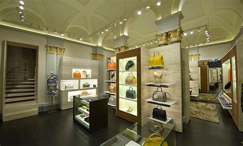 fendi outlet italy.